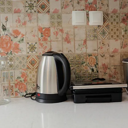 Debbies δίπλα στο νερό #2 ! 公寓 *