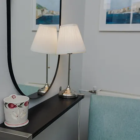 Apartment Debbies δίπλα στο νερό #2 !