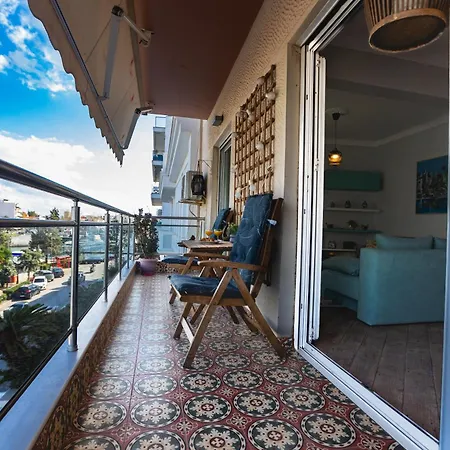 Debbies δίπλα στο νερό #2 ! Apartment *