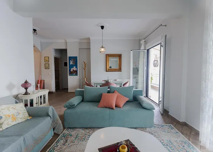 Debbies δίπλα στο νερό #2 !