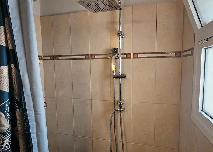 Debbies δίπλα στο νερό #2 !